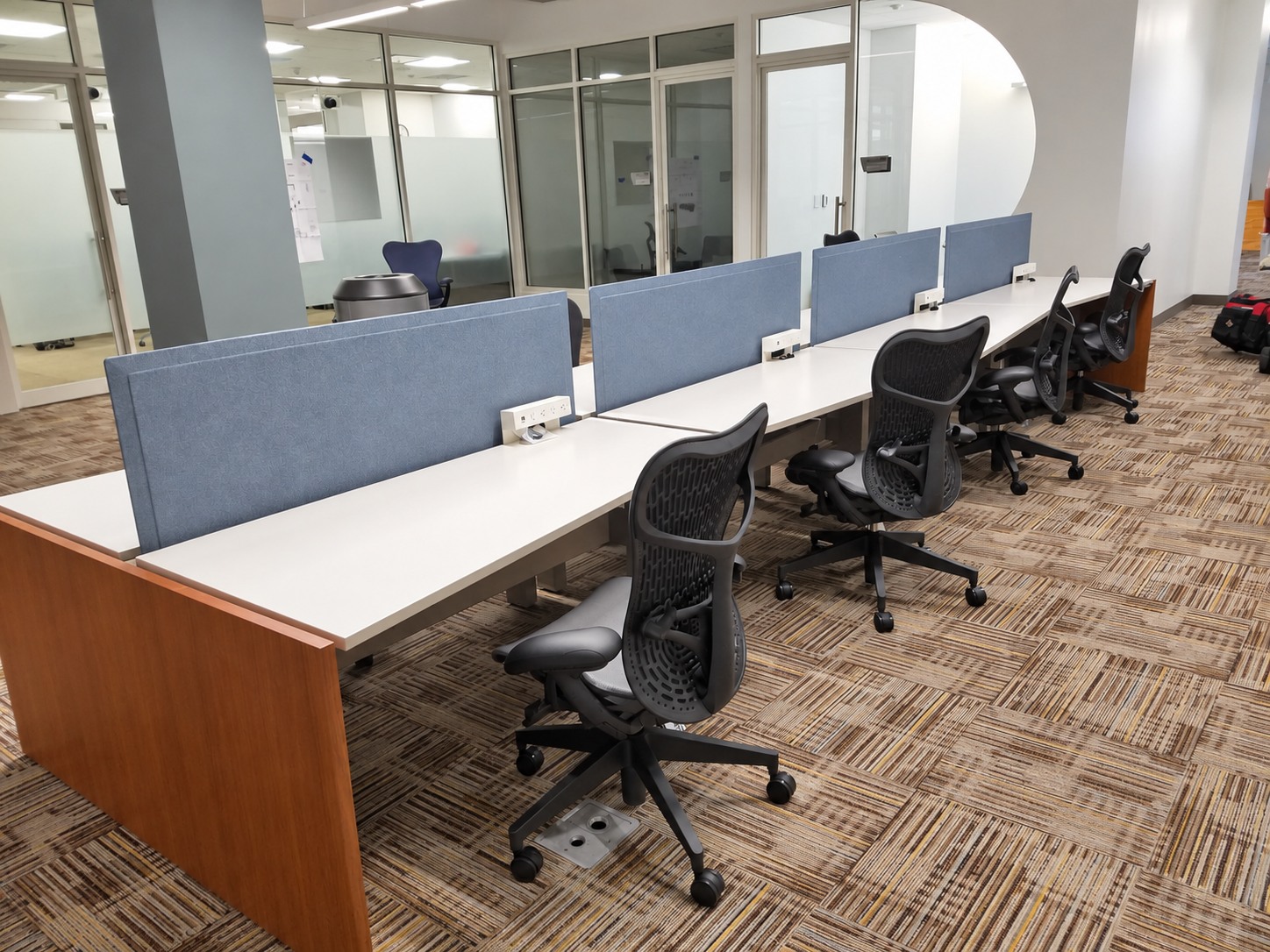 Collaborative workstations — Best Office Systems Solutions